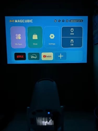 תמונה מביקורת של אורן ל. על המקרן של Mobix